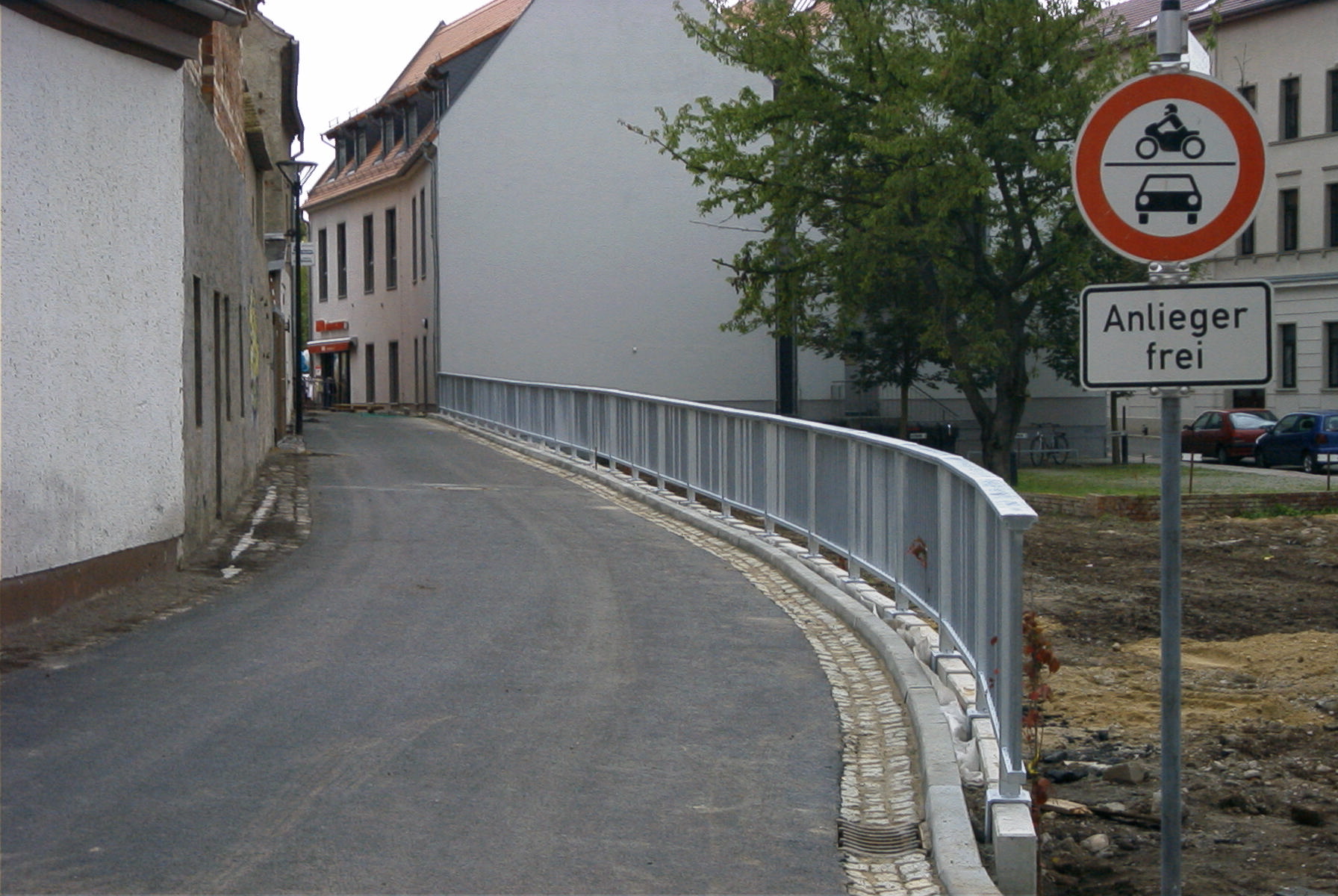 R001129502